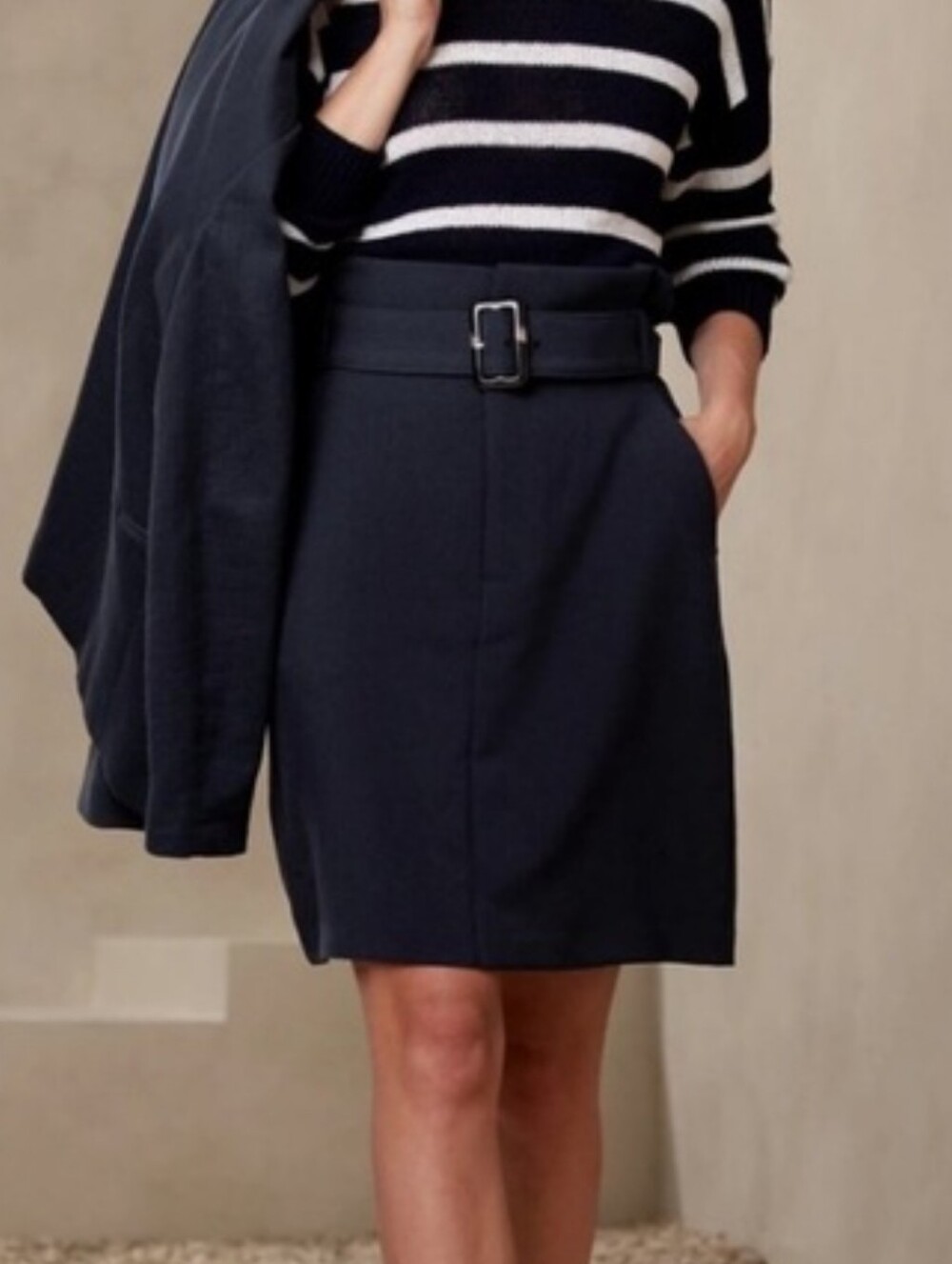 Banana Republic Navy Belted Pencil Preppy Office Midi Skirt Size 4 Tall